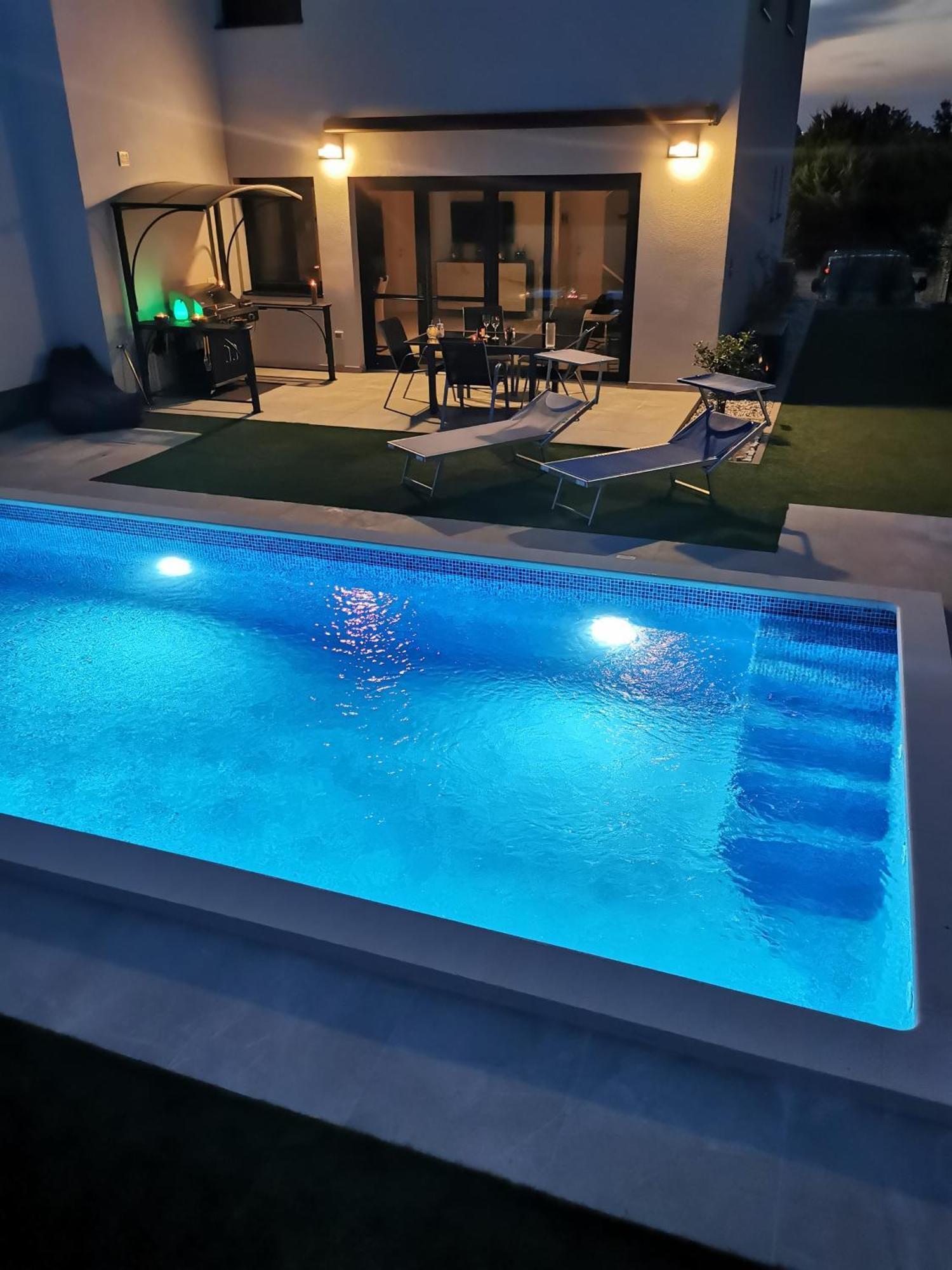 Апартаменты Volme Pool Банджоле Экстерьер фото